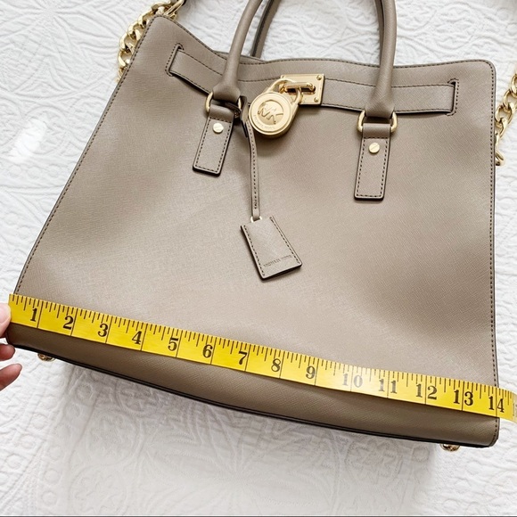 Michael Kors Large Hamilton Saffiano‎ Tote - Picture 14 of 16